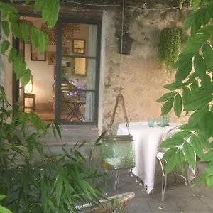  Holiday home La Petite Maison France